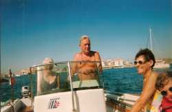 2000 - LE CAP d'AGDE
----
Louisette ANDRE
Jean ANDRE
X