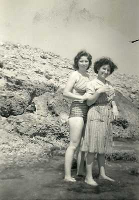 LE GUELTA - 1950
Laurence NOBLES 
et Aliette FAGNONI