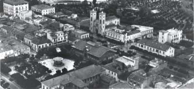 ORLEANSVILLE en 1954
avant le tremblement de terre