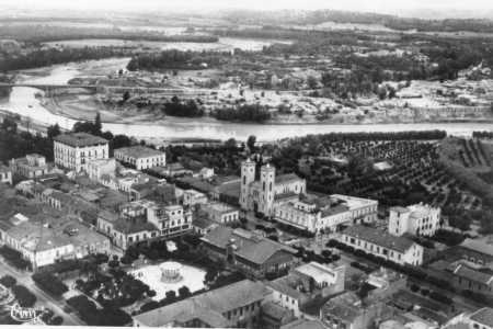 ORLEANSVILLE
----
   Images du Tremblement de Terre - 1954 