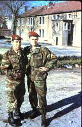 1958. Paras classe 58/1 A, pendant l'instruction de la classe du lieutenant CALLATE. 
A gauche, Gilbert LANDO