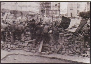 Alger
Janvier 1960
Les Barricades rue Michelet