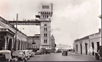 L'ascenseur et la gare d'Alger