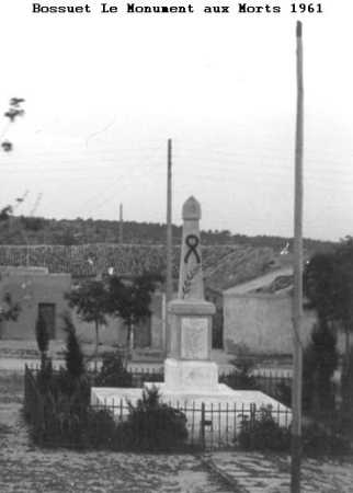 BOSSUET - Le Monument aux Morts