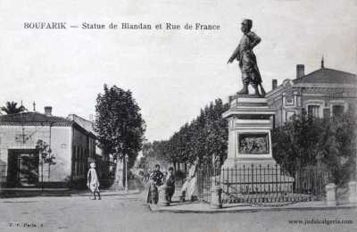 boufarik - Rue de France et la statue de BLANDAN