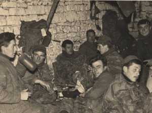 Commandos de l'Air fin 1958
A gauche, sergent Eric LE GREVES, dit "leli"
