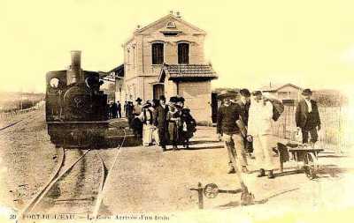 FORT-DE-L EAU - La Gare