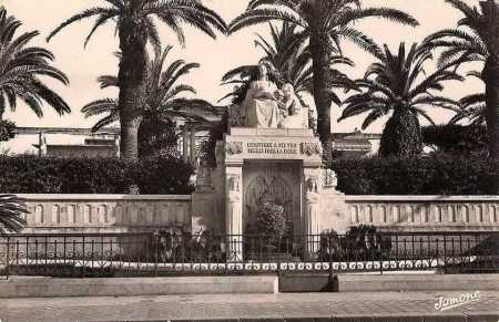 Guyotville - Le Monument aux Morts