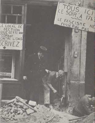 Plasticage du local du
Parti Communiste d ISSY les MOULINEAUX