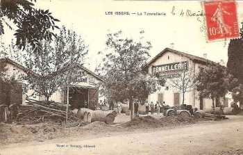 LES ISSERS - La Tonnellerie