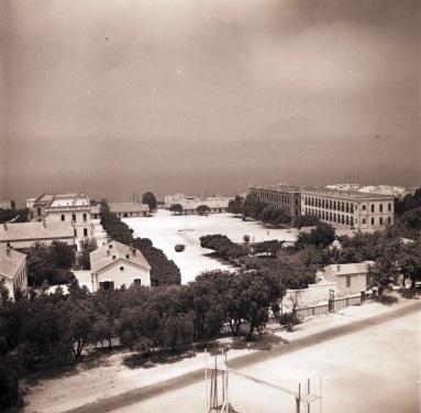 MOSTAGANEM - La Caserne des Tirailleurs