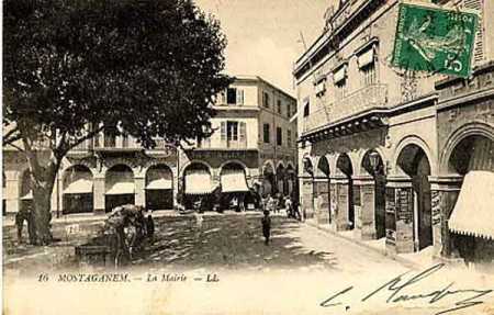 MOSTAGANEM - Place de la Mairie