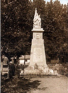 OUED-EL-ALLEUG - Le Monument aux Morts