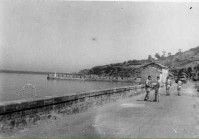 PORT-GUEYDON - Une Patrouille en bord de mer