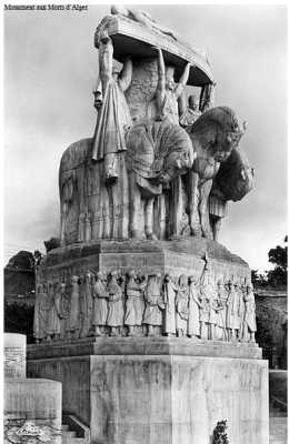 19 - ALGER - Le Monument aux Morts