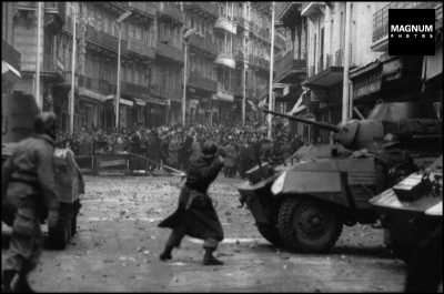 RUE MICHELET
Manifestation contre De Gaulle
Novembre 1960