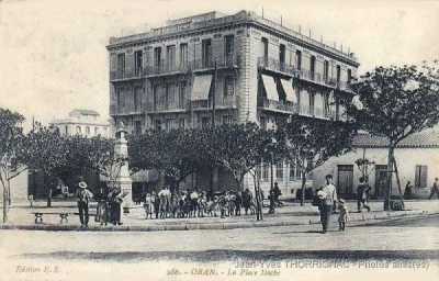 ORAN - La Place Hoche