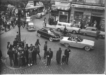 ALGER - BAB el OUED
Place des Trois Horloges
----
 Site de Bernard VENIS  (cliquez ici) 