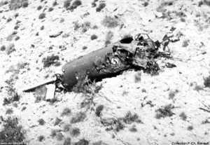Carcasse du H 21C du capitaine SCHERRER
et de l'adjudant GORGOL 
abattu par les rebelles dans le Djebel Mimouna 
le 8 avril 1957