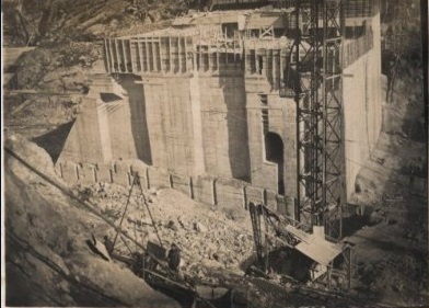 EL ARROUCH 
EL ARROUCH Construction du barrage