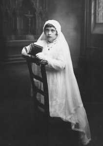 1935 - RELIZANE
Communion solennelle 
d'Henriette MAFFRE