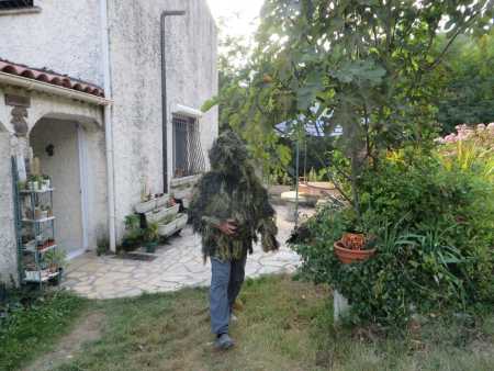 Alain DURAND
avec sa tenue camouflage
pour la chasse au sangliers