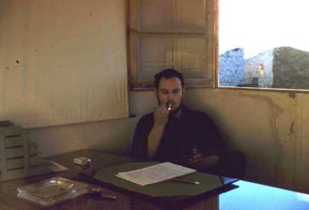 Lucien PETROWSKI "Igor"
dans son bureau