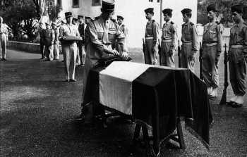 Eenterrement du Lieutenant MARAINE
du 1er REI