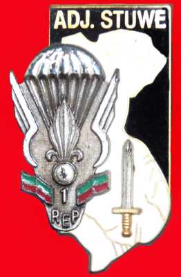 Adjudant STUWE
Insigne de la promotion de sous-officier
portant le nom de l'Adjudant STUWE