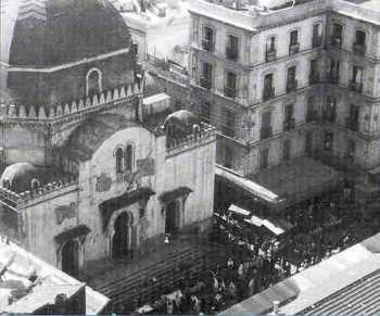 La grande Synagogue sur la place Rabbin Bloch