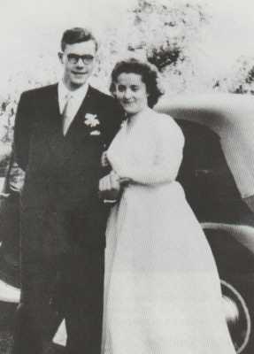 Guy et Jacqueline MONNEROT
pendant leur mariage en 1954