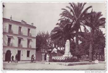 BONE
La Place Jeanne d'Arc
Caserne Yusuf des Spahis