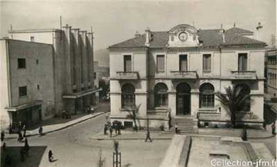 BOUGIE - LA POSTE et le THEATRE