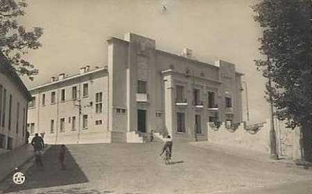 BOUIRA - La Mairie et Salle des Fetes