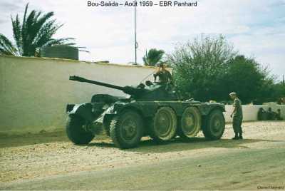 BOU-SAADA - Aout 1959 - EBR PANHARD