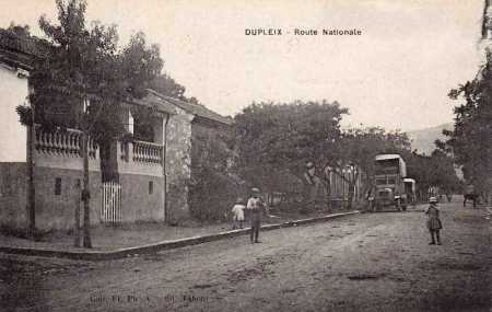 DUPLEIX - La route nationale en 1890