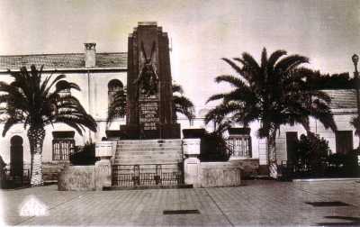 ER RAHEL - Place du Monument aux Morts