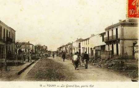FOUKA - La Grande Rue en 1900