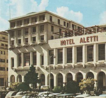 Photo-titre pour cet album: L'HOTEL ALETTI