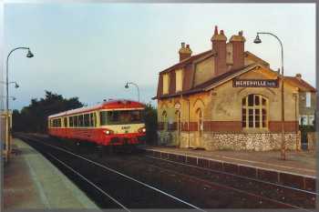 MENERVILLE - LA GARE