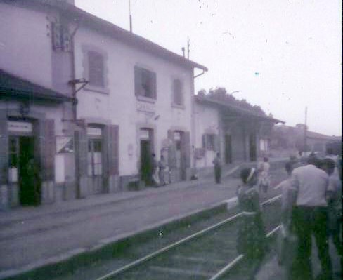 MENERVILLE - La Gare en 1961