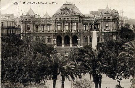 ORAN - L'Hotel de ville en 1927