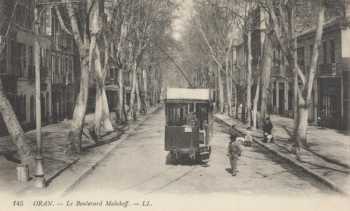ORAN - Le Tramway Bd Malakoff
