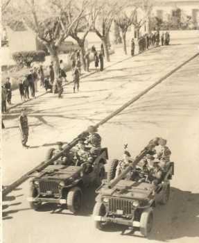 Jour de passation de commandemant 
du 8 mars 1960 entre les Colonels 
LE MIRE et TOCE