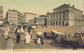 CONSTANTINE - Place de Nemours