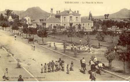 RIO SALADO - La Place de la Mairie