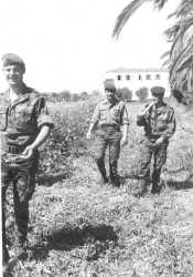 Trois sergents des transmissions au domaine de Saoudi en 1962