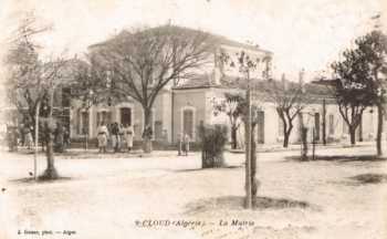 SAINT-CLOUD - La Mairie