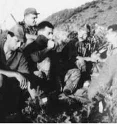1958 - Escadron du 6 (Capitaine MINE)
en petite Kabylie
---- 
Claude PANTOLI 
Sgt Chef CURAT
Infirmier TEMPLIER
Daniel PROST
Sgt Chef SQUATENNA
De dos : RENAUT 

Photo C. Pantoli.