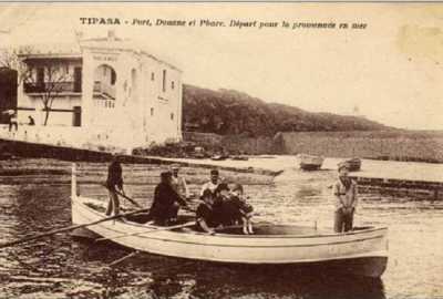 TIPASA - Le Port, La Douane et le Phare